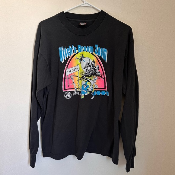 Vintage: Black Long Sleeve Graphic Unisex Race Finisher Shirt - Picture 4 of 5